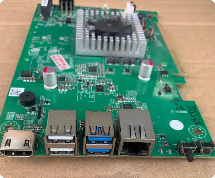 150 元打造低成本 NAS 小钢炮，捡一块 3865U 工控板