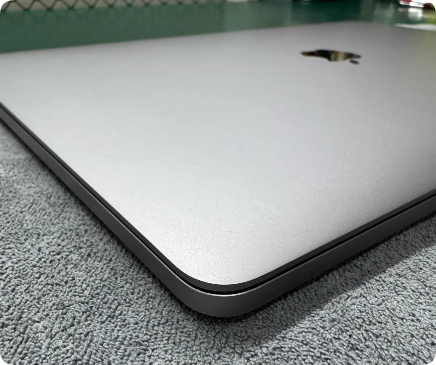 两千起拿下当年 1.9W 的 MacBook Pro，这波二手到底值不值？